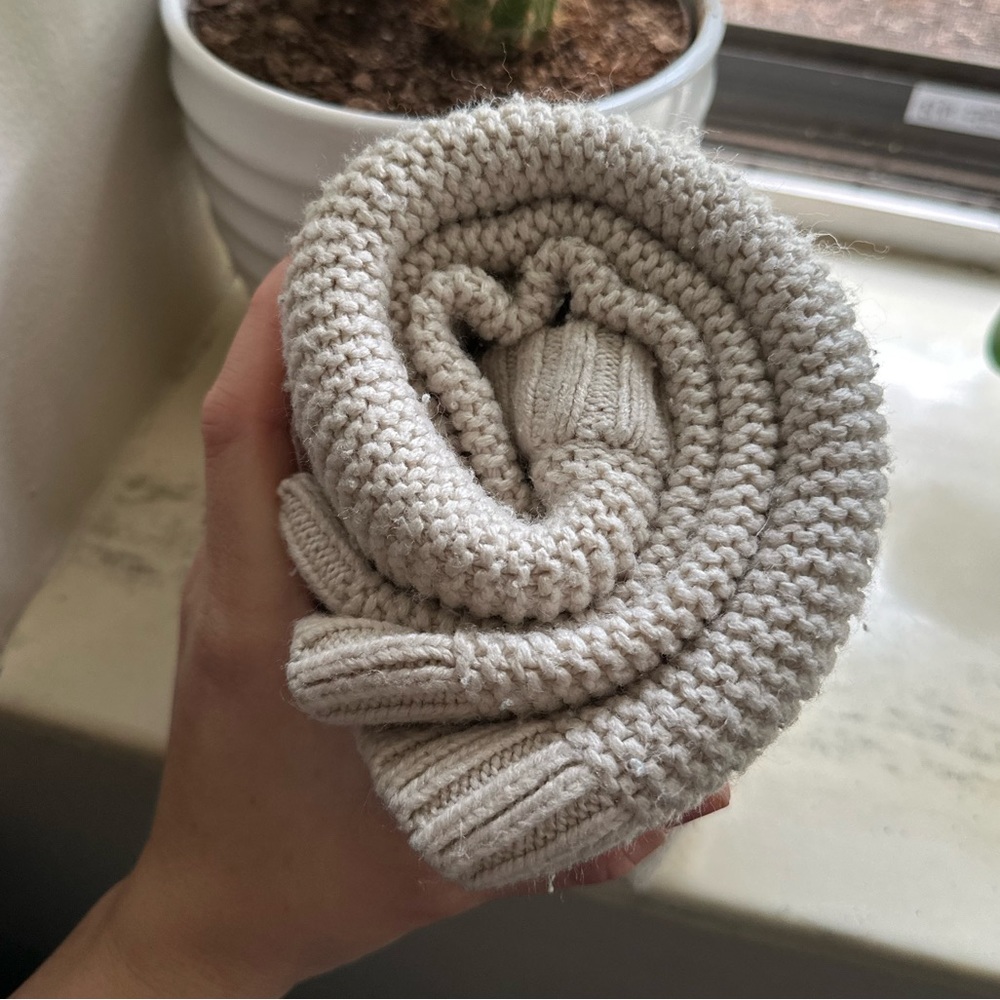 Cream Zara knit sweater